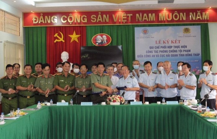 Hải quan và Công an Đồng Tháp phối hợp ngăn chặn hàng lậu