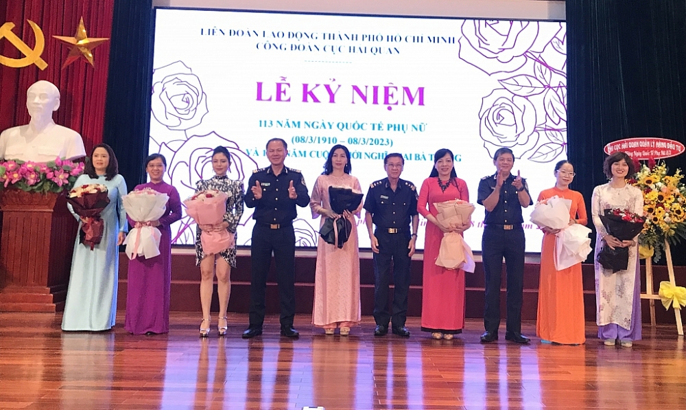 Hải quan TPHCM quan tâm xây dựng đội ngũ cán bộ nữ