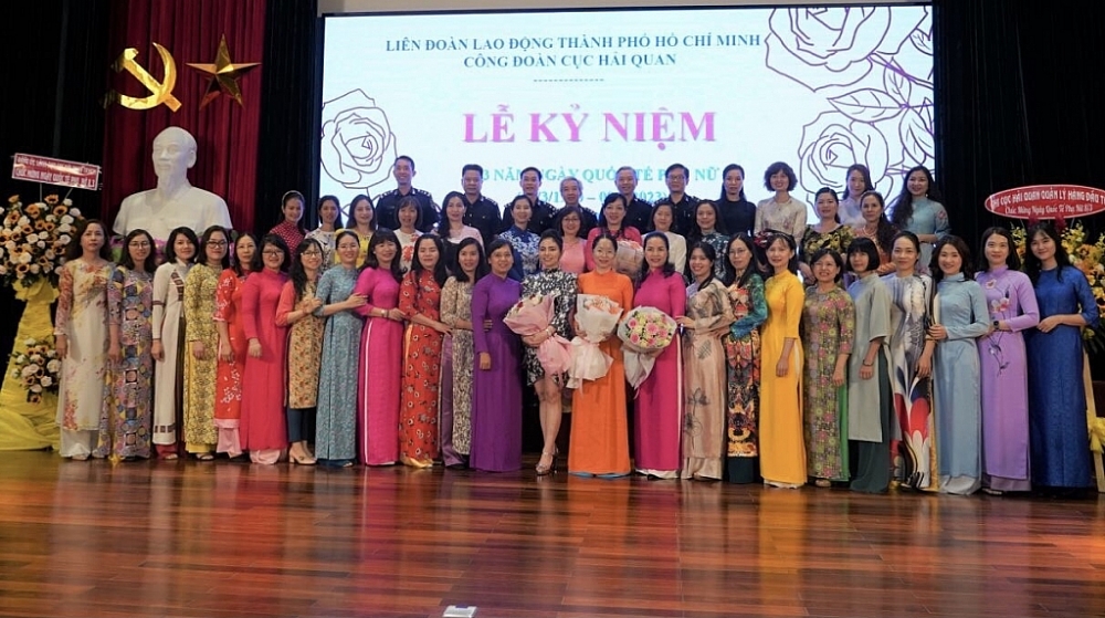 Hải quan TPHCM quan tâm xây dựng đội ngũ cán bộ nữ
