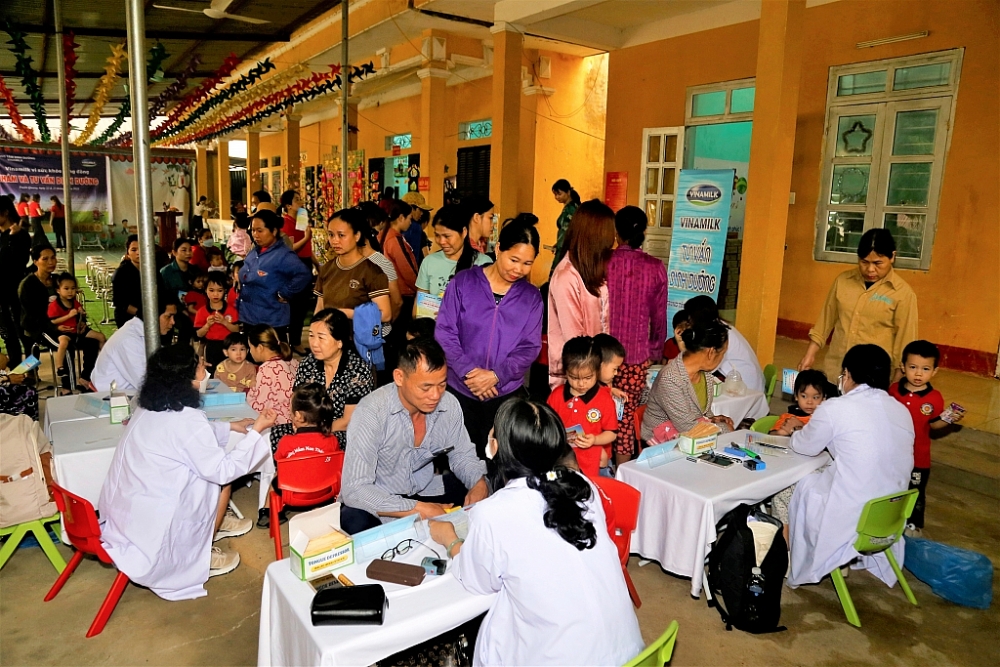 2.600 trẻ em mầm non Tuyên Quang được Vinamilk khám sức khỏe và tư vấn dinh dưỡng