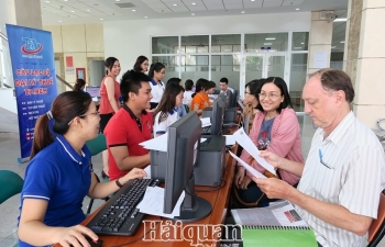 Việc nâng mức giảm trừ gia cảnh phải đảm bảo theo luật hiện hành