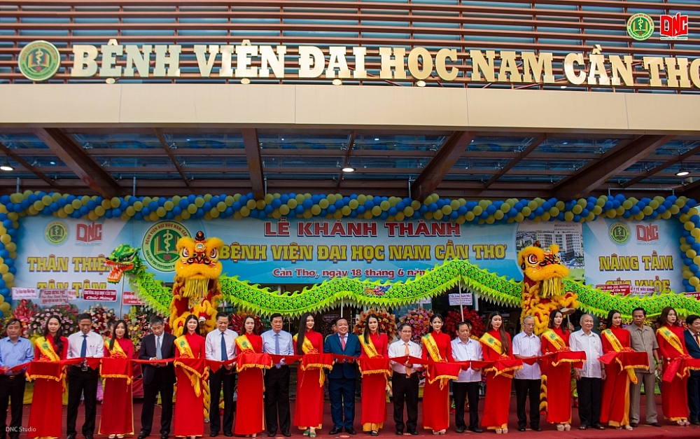 Bệnh viện Đại học Nam Cần Thơ- mô hình doanh nghiệp trong trường Đại học