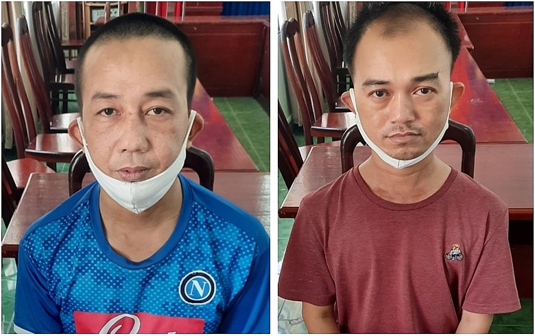 Khởi tố 4 đối tượng liên quan đến vụ vận chuyển trái phép gần nửa triệu USD