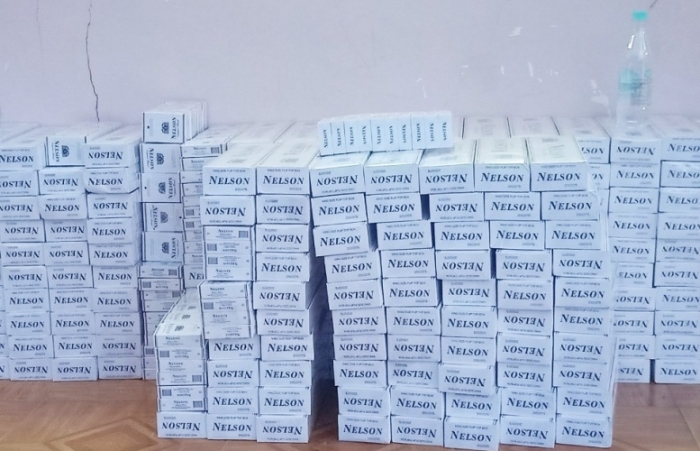 Triệt phá tụ điểm tập kết thuốc lá lậu gần khu vực biên giới