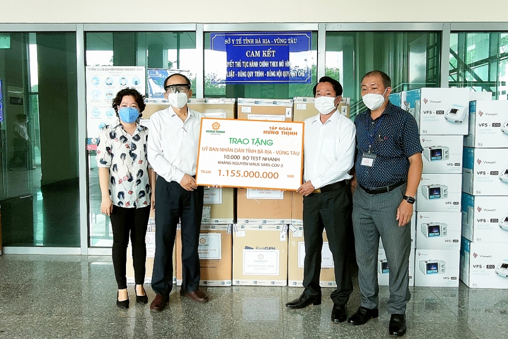 Tập đoàn Hưng Thịnh tiếp tục hỗ trợ gần 11 tỷ đồng cho nhiều tỉnh, thành chống dịch Covid-19