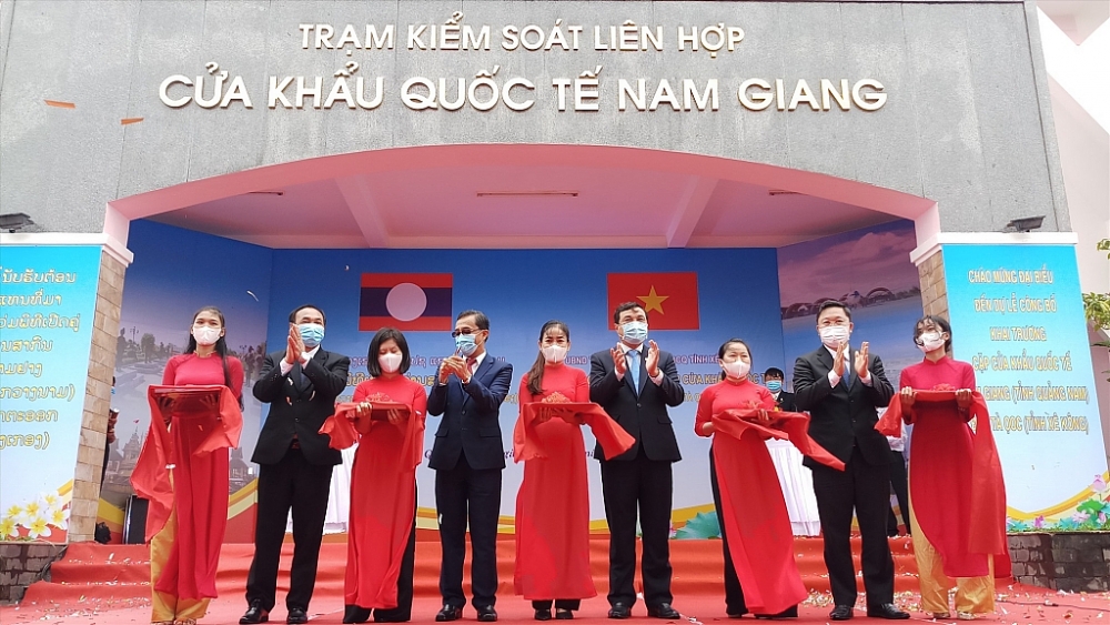 Khai trương cặp cửa khẩu quốc tế Nam Giang – Đắc Tà Oọc