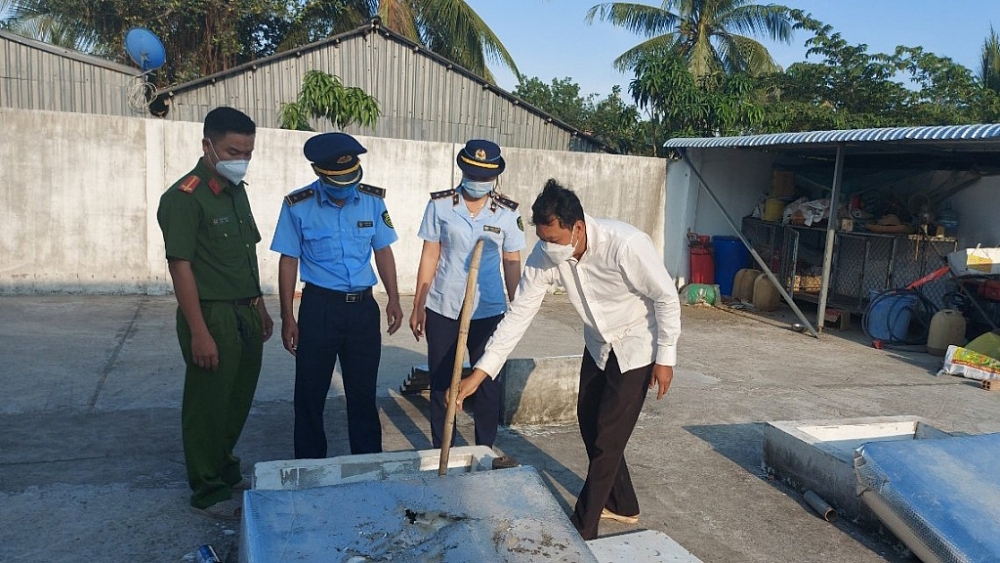 Cảnh báo sử dụng dung môi để pha chế xăng bất hợp pháp