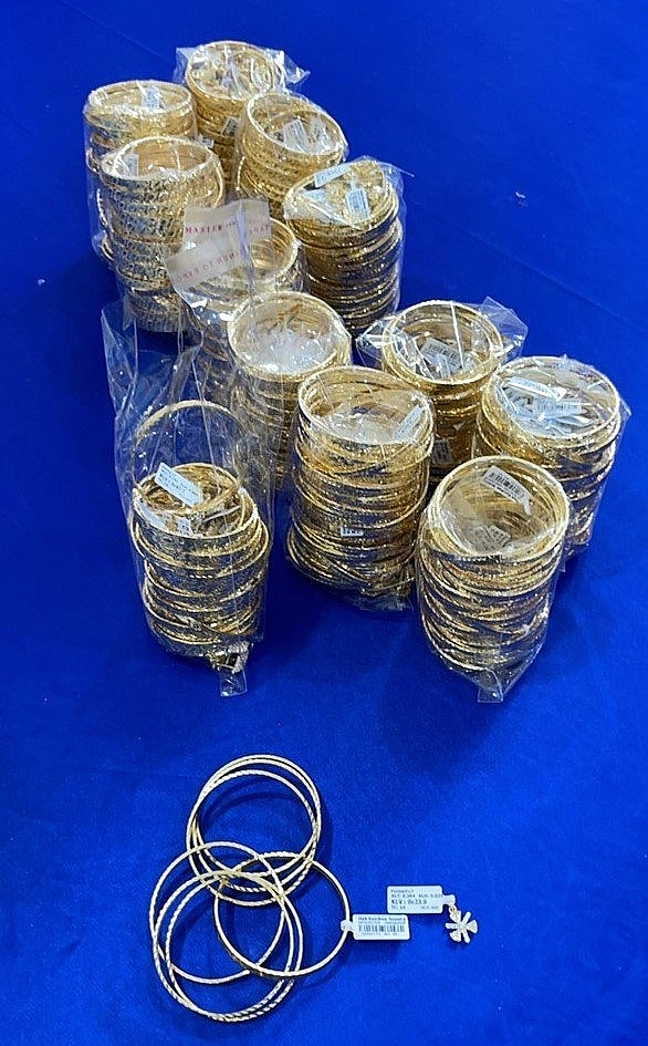 Hải quan, Biên phòng cửa khẩu Vĩnh Xương bắt vụ vận chuyển hơn 2 kg nghi vàng