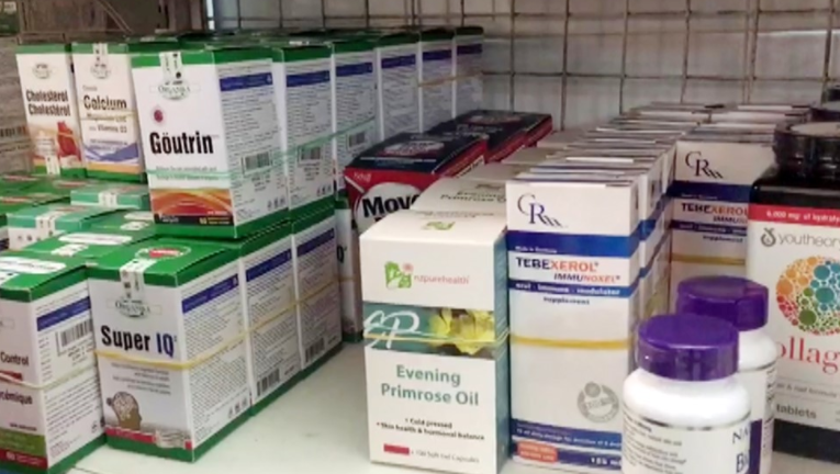 Tạm giữ 60.000 viên tân dược, thực phẩm chức năng không chứng từ