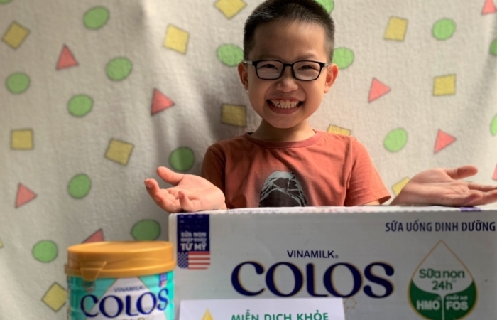 Vinamilk trao tặng 50.000 sản phẩm sữa cho con em cán bộ y, bác sĩ tuyến đầu