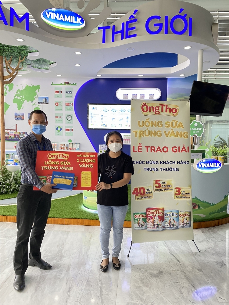 Uống sữa Ông Thọ trúng vàng 9999