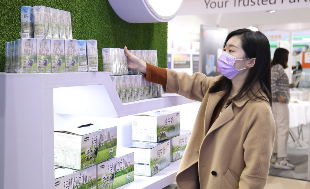 Vinamilk xuất khẩu sữa tươi organic đi Trung Quốc