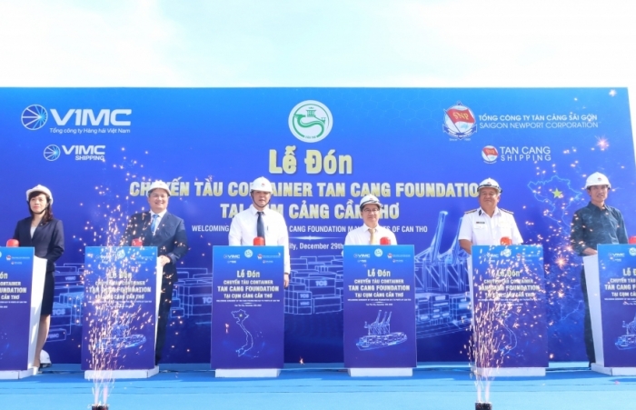 Tái khởi động chuyến tàu container vào cụm cảng Cần Thơ - phát triển tiềm năng logistics ĐBSCL