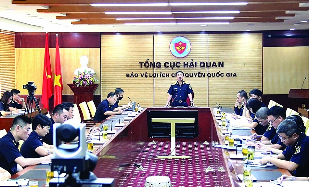 Hội nghị trực tuyến triển khai Quyết định 1399/QĐ-TCHQ về Chương trình thí điểm hỗ trợ, khuyến khích DN tự nguyện tuân thủ pháp luật hải quan,  ngày 6/9/2022.   Ảnh: Quang Hùng