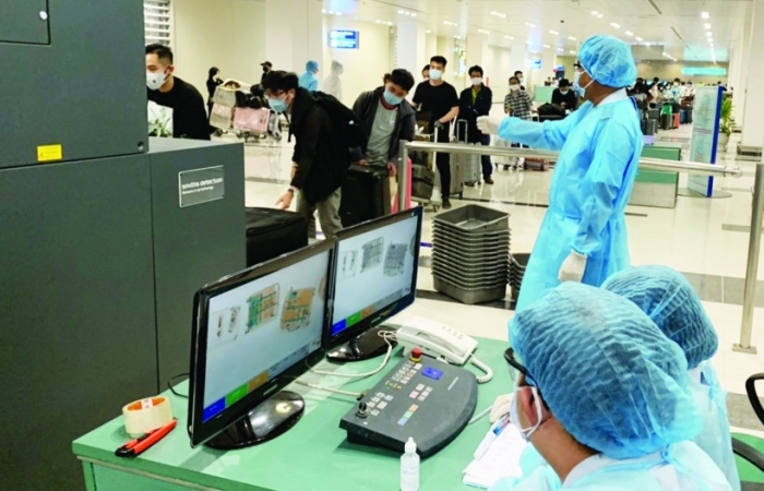Đón những chuyến bay ấm tình đồng bào