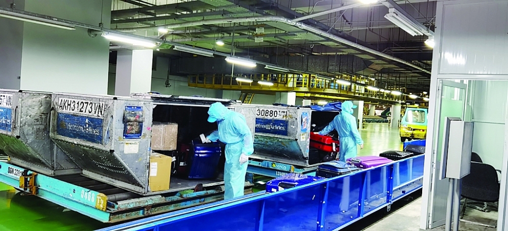 Đón những chuyến bay ấm tình đồng bào