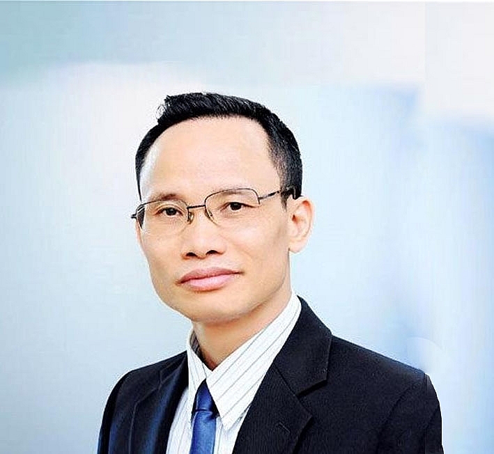 TS. Cấn Văn Lực, Chuyên gia Kinh tế trưởng BIDV, Thành viên Hội đồng tư vấn chính sách tài chính - tiền tệ Quốc gia.