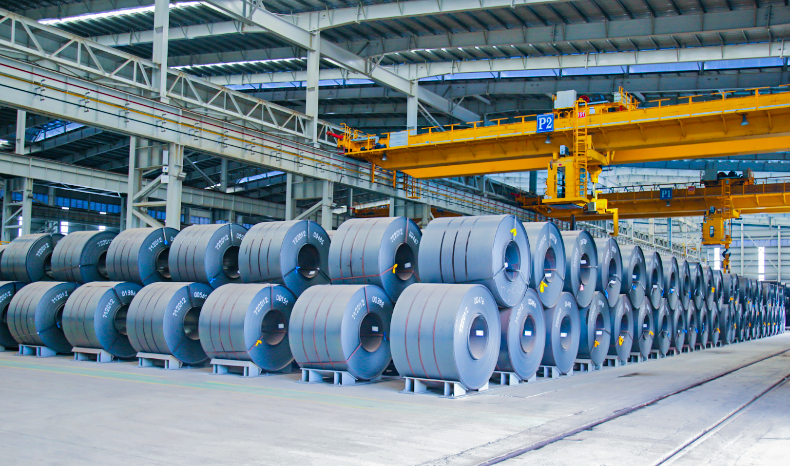 Để giảm thiểu rủi ro đối mặt với các vụ kiện phòng vệ thương mại, DN cần đa dạng sản phẩm, thị trường XK để phân tán rủi ro. 	Ảnh: N.Thanh