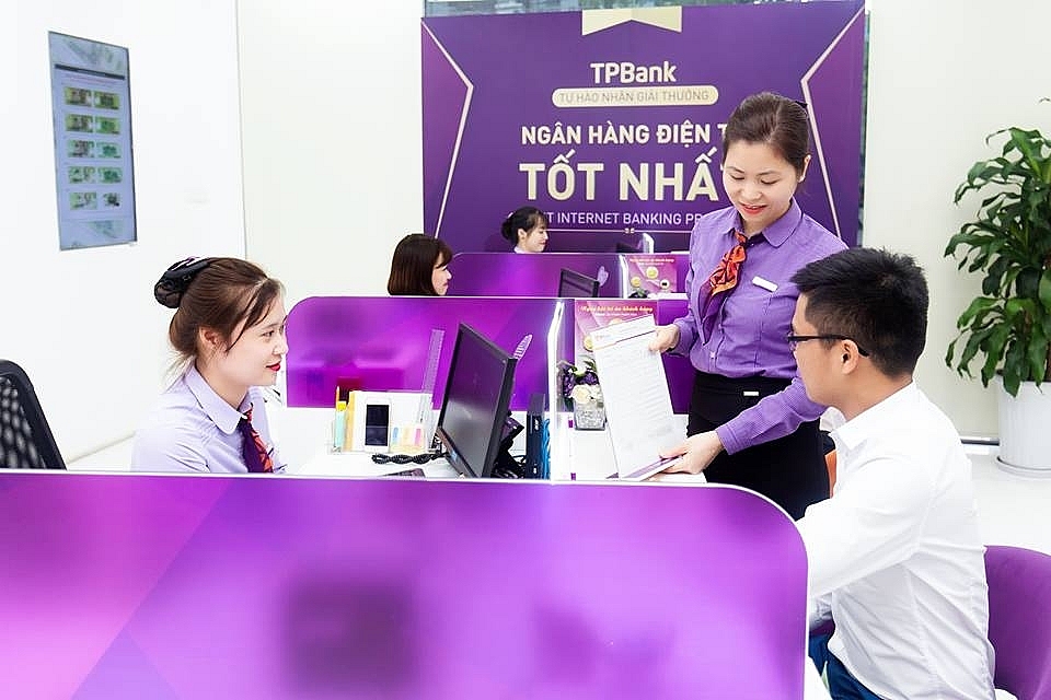 khong chia co tuc cac ngan hang toan tinh gi 128015