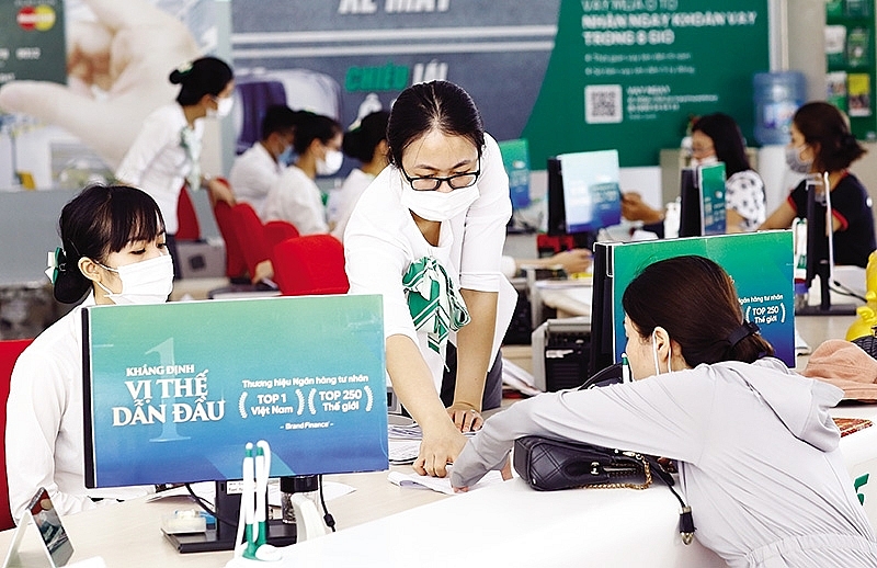 Nhiều ngân hàng đã công bố hoặc dự báo kết quả kinh doanh 6 tháng đầy lạc quan. 	Ảnh: ST