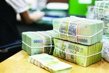 Thu nhập hàng nghìn tỷ  từ lãi ngân hàng