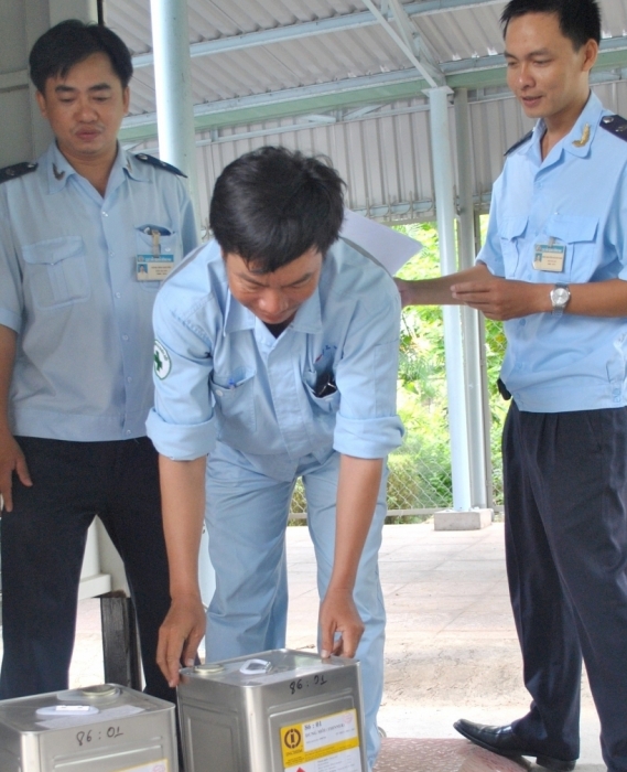 Siết chặt việc cấp phép, kiểm soát tiền chất nhập khẩu