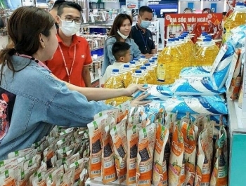Nguyễn Kim bán hàng hoá tiêu dùng thiết yếu