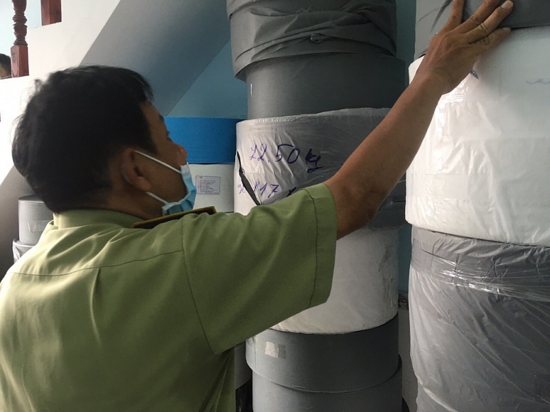 phat hien co so san xuat khau trang vi pham tai quan 9 tphcm