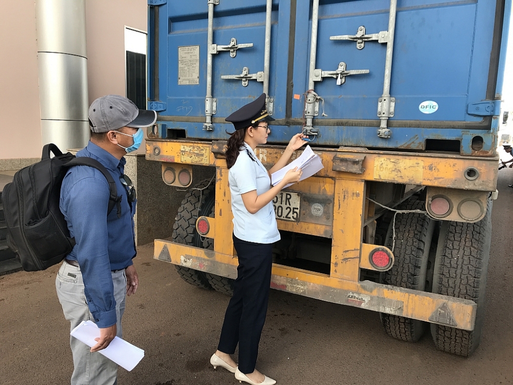 hai quan binh phuoc trien khai nhieu hoat dong ho tro doanh nghiep phuc hoi sau dich