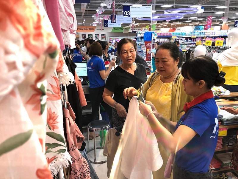 khai truong coopmart thu 8 tai tinh tay ninh