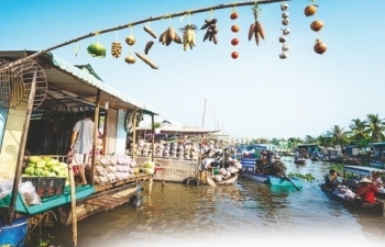 Chợ nổi vào Xuân