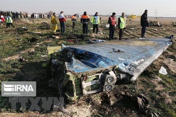 vu may bay ukraine roi iran bat giu mot so nhan vat lien quan