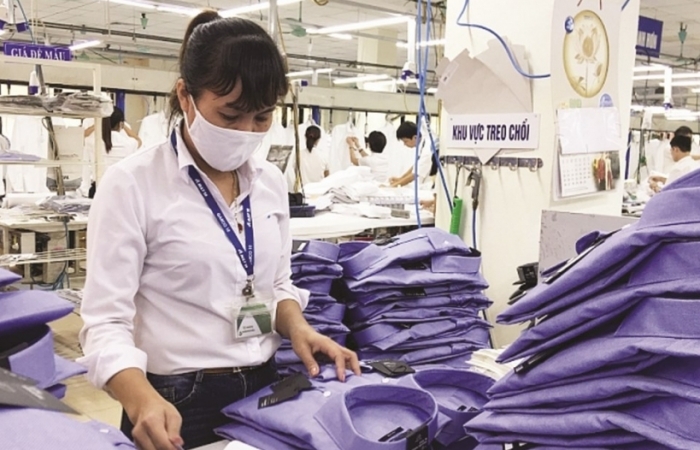 Thị trường phục hồi, doanh nghiệp dệt may dồn dập đơn hàng