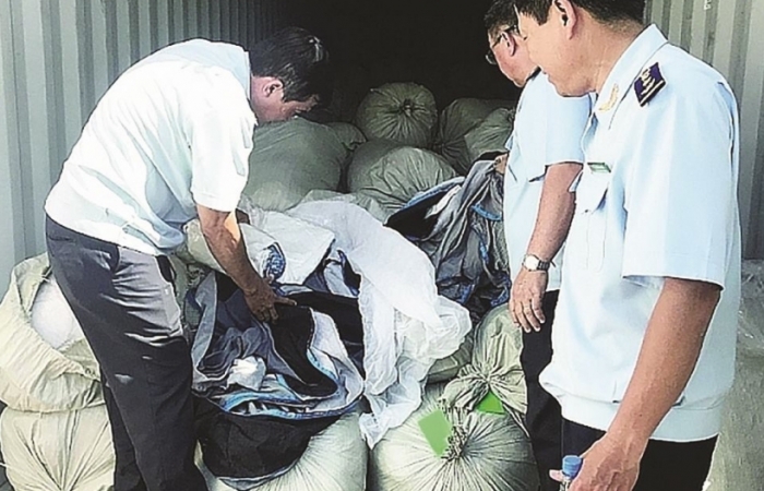 Công an khởi tố điều tra doanh nghiệp "ma" buôn lậu