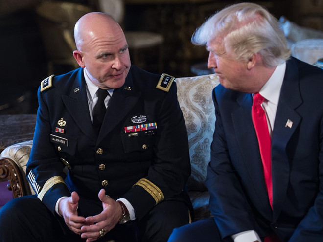 mat nghi bilderberg ve tong thong donald trump