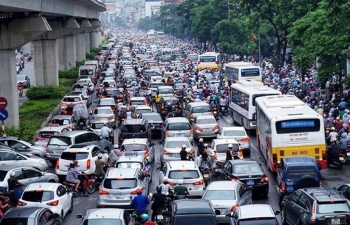 Thu phí ô tô vào nội đô:  Doanh nghiệp lo tăng chi phí,  hoài nghi hiệu quả