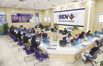 Vốn ngoại vào ngân hàng: Cuộc đua không dễ chơi