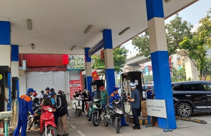 Kiểm tra gần 16.000 lượt, phát hiện nhiều cửa hàng xăng dầu vi phạm