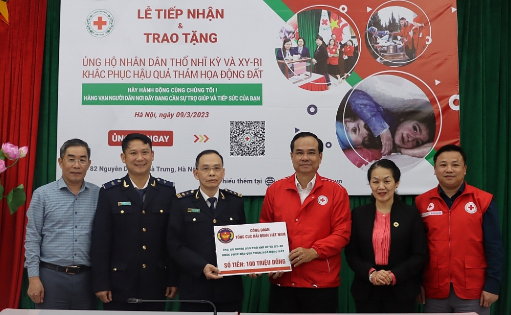 Tổng cục Hải quan ủng hộ 100 triệu đồng cho các nạn nhân ở Thổ Nhĩ Kỳ, Xy-ri