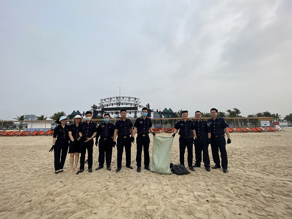Thanh niên Hải quan Quảng Ninh hưởng ứng chiến dịch 