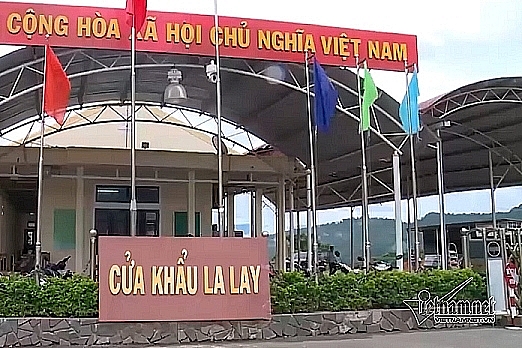 bo tai chinh yeu cau xu ly nghiem can bo vi pham tai hai quan cua khau la lay