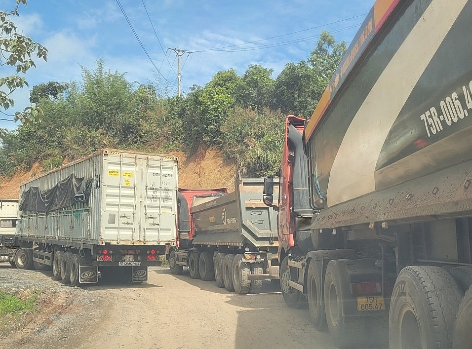 Hoạt động xuất nhập khẩu qua cửa khẩu La Lay vẫn diễn ra bình thường