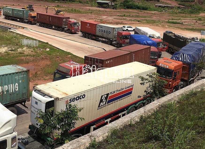 tu 116 keo dai them 2 gio thong quan qua cau phao km34 mong cai