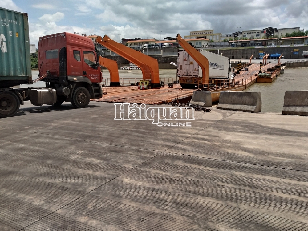 tu 116 keo dai them 2 gio thong quan qua cau phao km34 mong cai