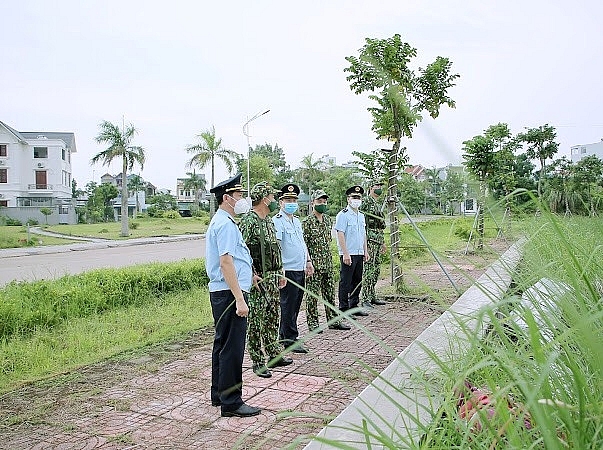 Hải quan-Biên phòng Móng Cái phối hợp tuần tra đảm bảo “nhiệm vụ kép”