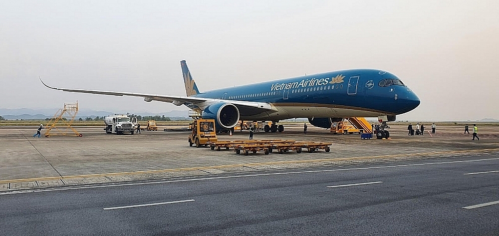 Ngày 6/4, Cảng Hàng không quốc tế Vân Đồn đón chuyến bay Charter đặc biệt mang số hiệu: VN99 từ Mỹ về Việt Nam chở 132 trong tháng 4/2022.