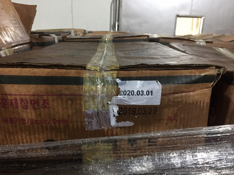 tu y gia han su dung hang chuc tan dui ga tay han quoc da het han