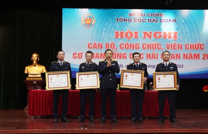 Xây dựng lực lượng Hải quan chính quy, hiện đại, liêm chính