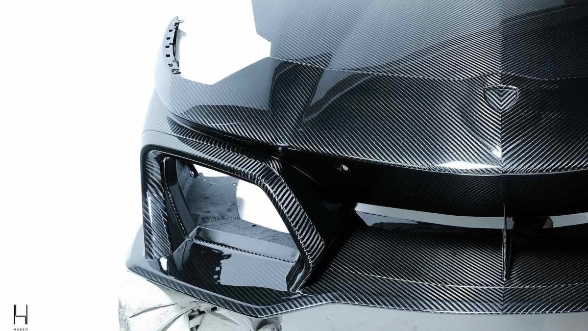 Sức mạnh của dòng siêu xe này được truyền đến bánh xe thông qua hộp số tự động, ly hợp đơn 7 cấp, sản xuất bởi Graziano Trasmissioni.