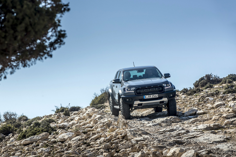 kham pha ford ranger raptor 2019